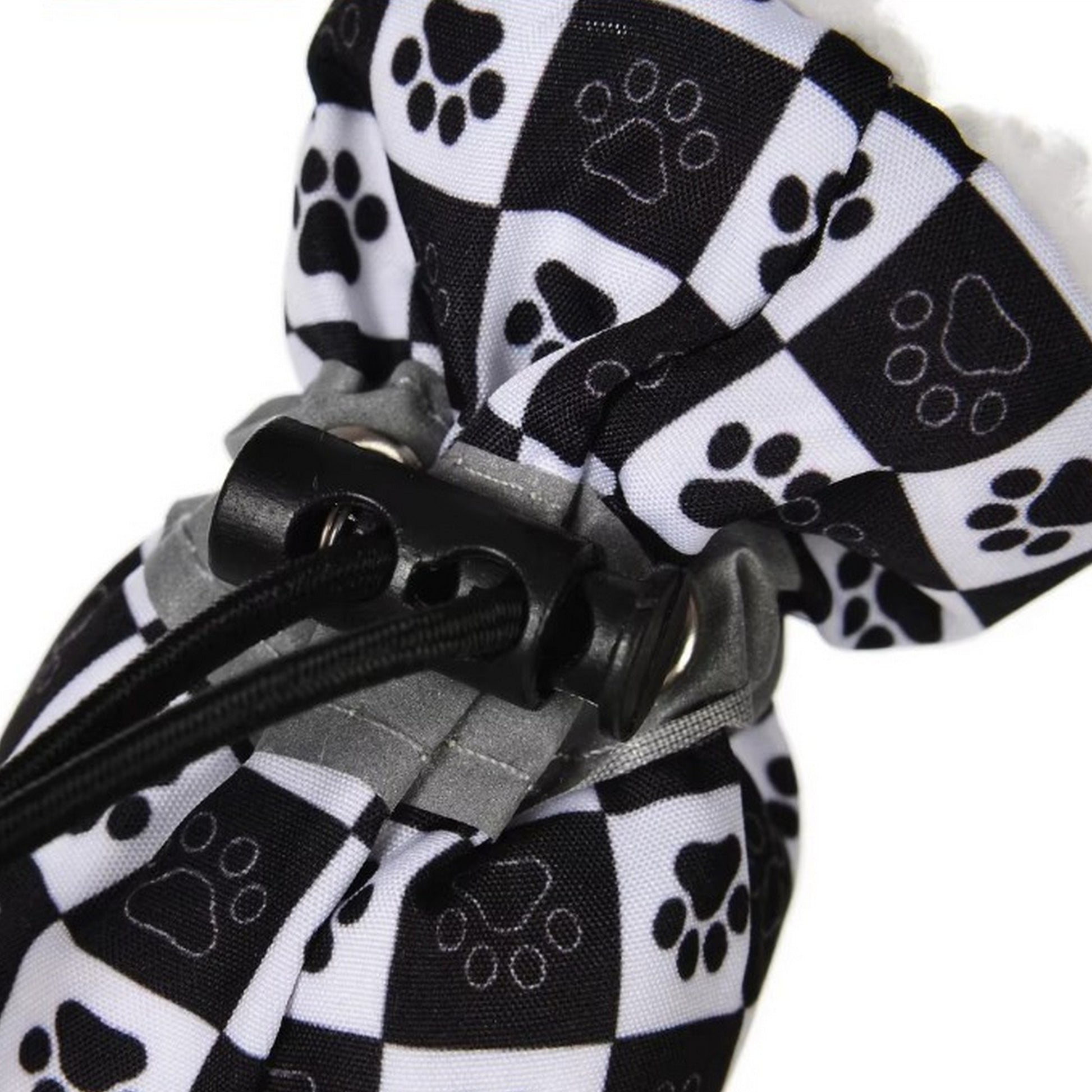 chaussures chien noir blanc